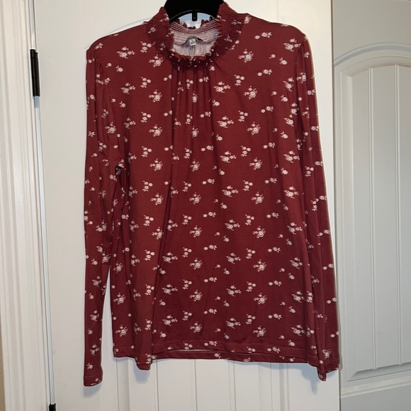 white birch Tops - Mauve mock neck top w/ white floral print